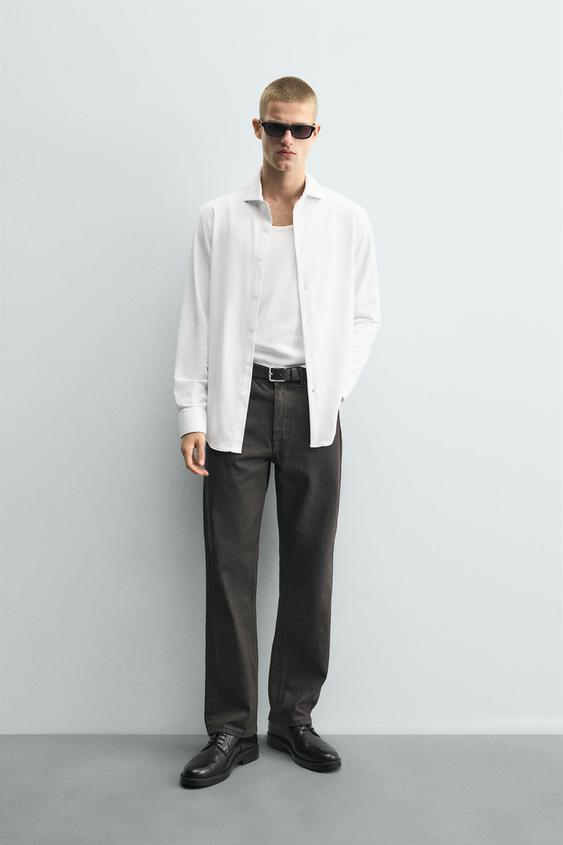 CAMISA ELÁSTICA ESTRUCTURA - Blanco de Zara - Imagen 0