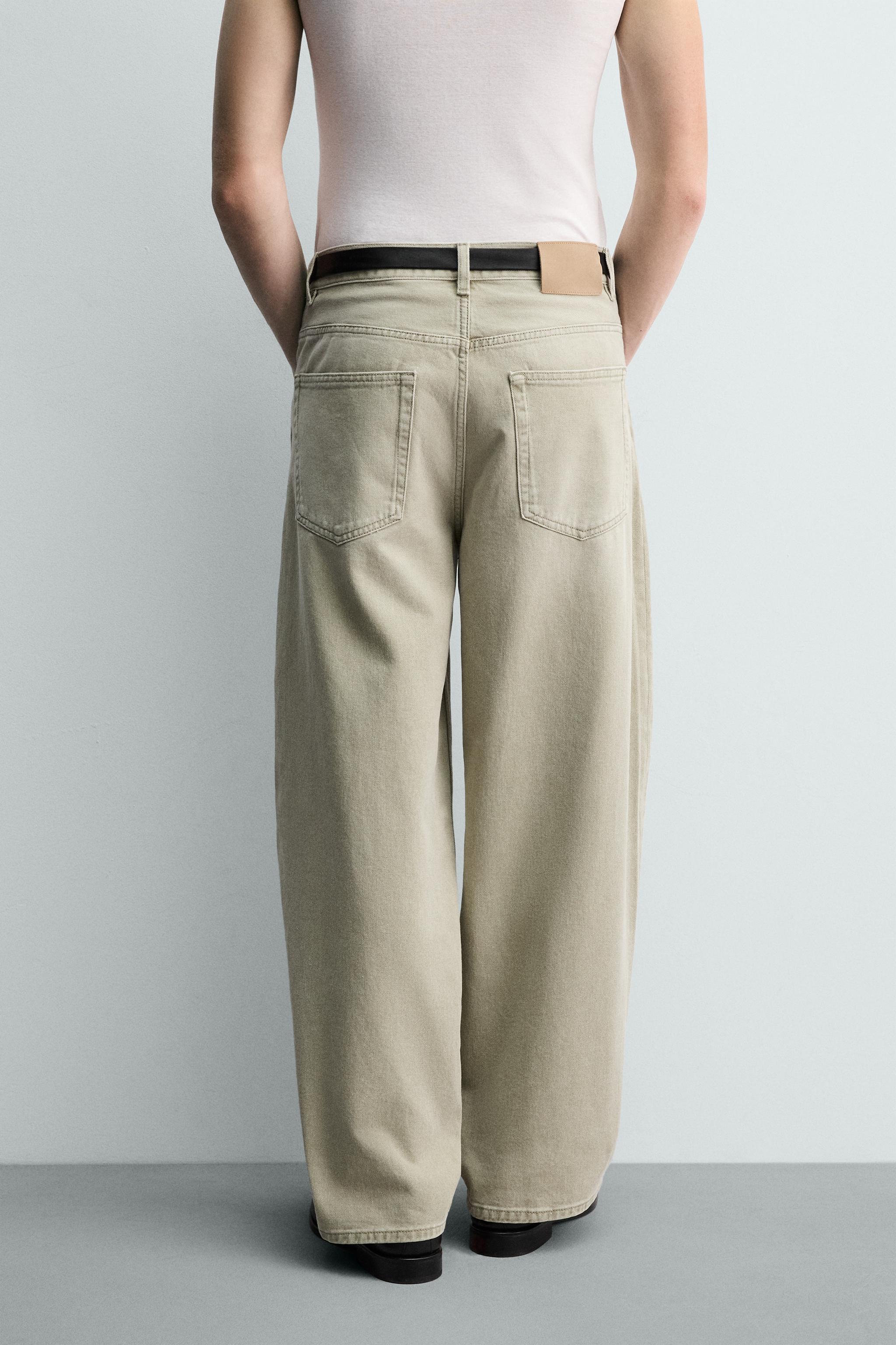 CONTRAST STRAIGHT FIT JEANS