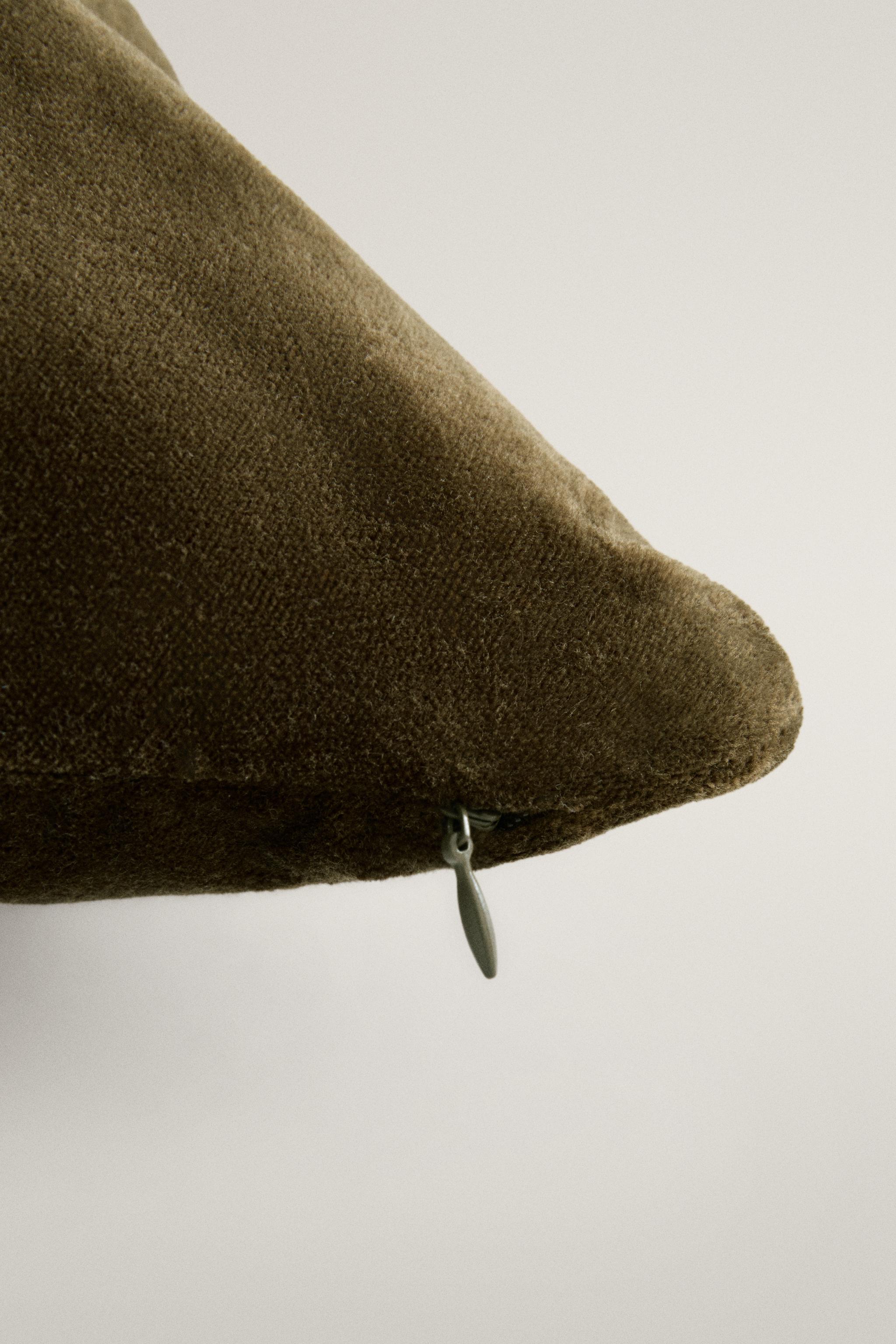 VELVET EMBROIDERED THROW PILLOW COVER