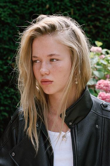 ОЖЕРЕЛЬЕ С ПОДВЕСКАМИ: КЛЮЧ, БАНТ И ЗАМОК — СЕРЕБРИСТЫЙ от Zara