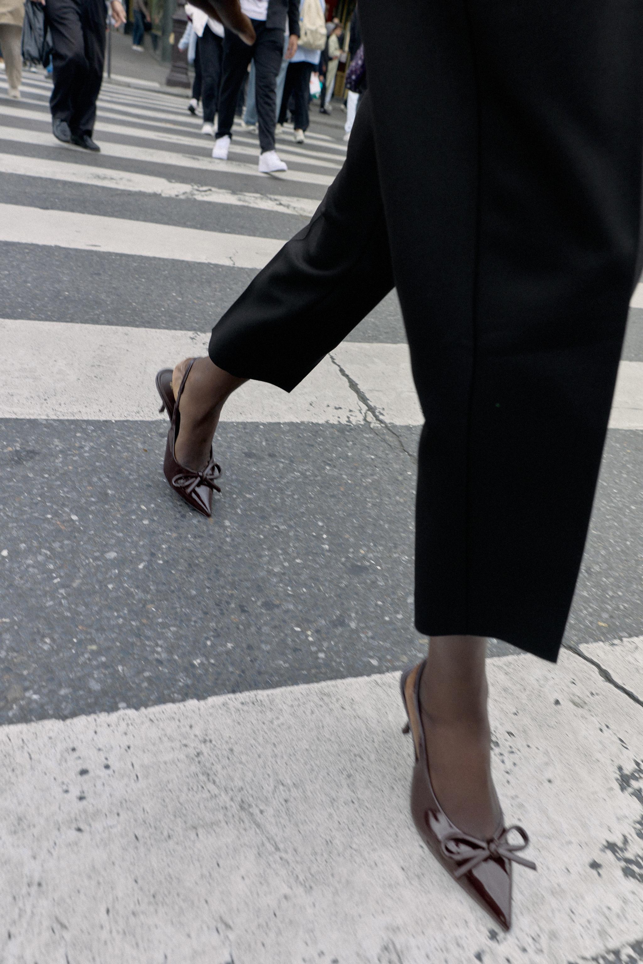 リボンディテール ハイヒールシューズ - ブラウン | ZARA Japan