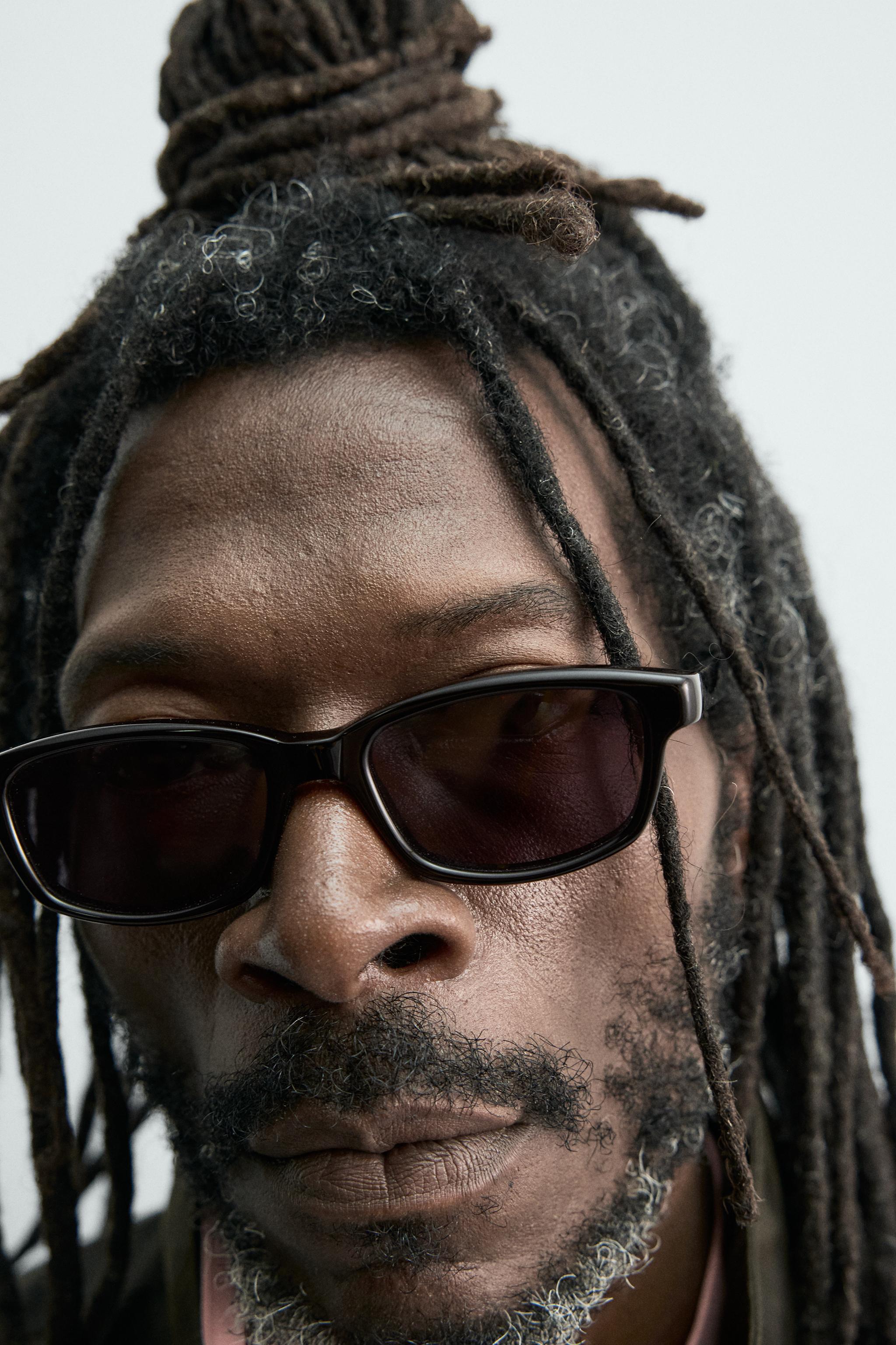 AARON LEVINE X ZARA OVAL SUNGLASSES