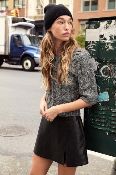 CARDIGAN WITH PUFF SLEEVES - Black / White by Zara