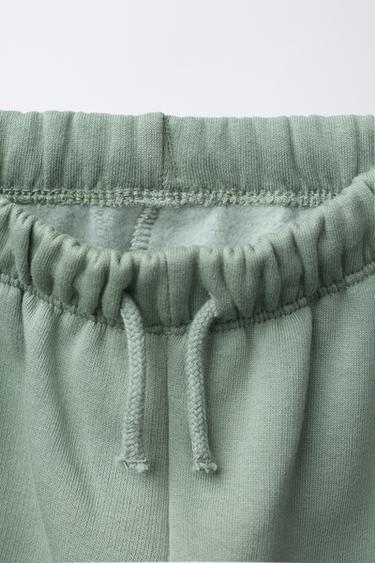 PANTALON MOLLETON À POCHES IMPRIMÉ - vert délavé de Zara - Image 2