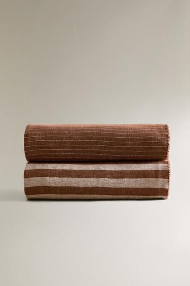 DOUBLE-FACED CHECK THROW - Brown by Zara - Image 1