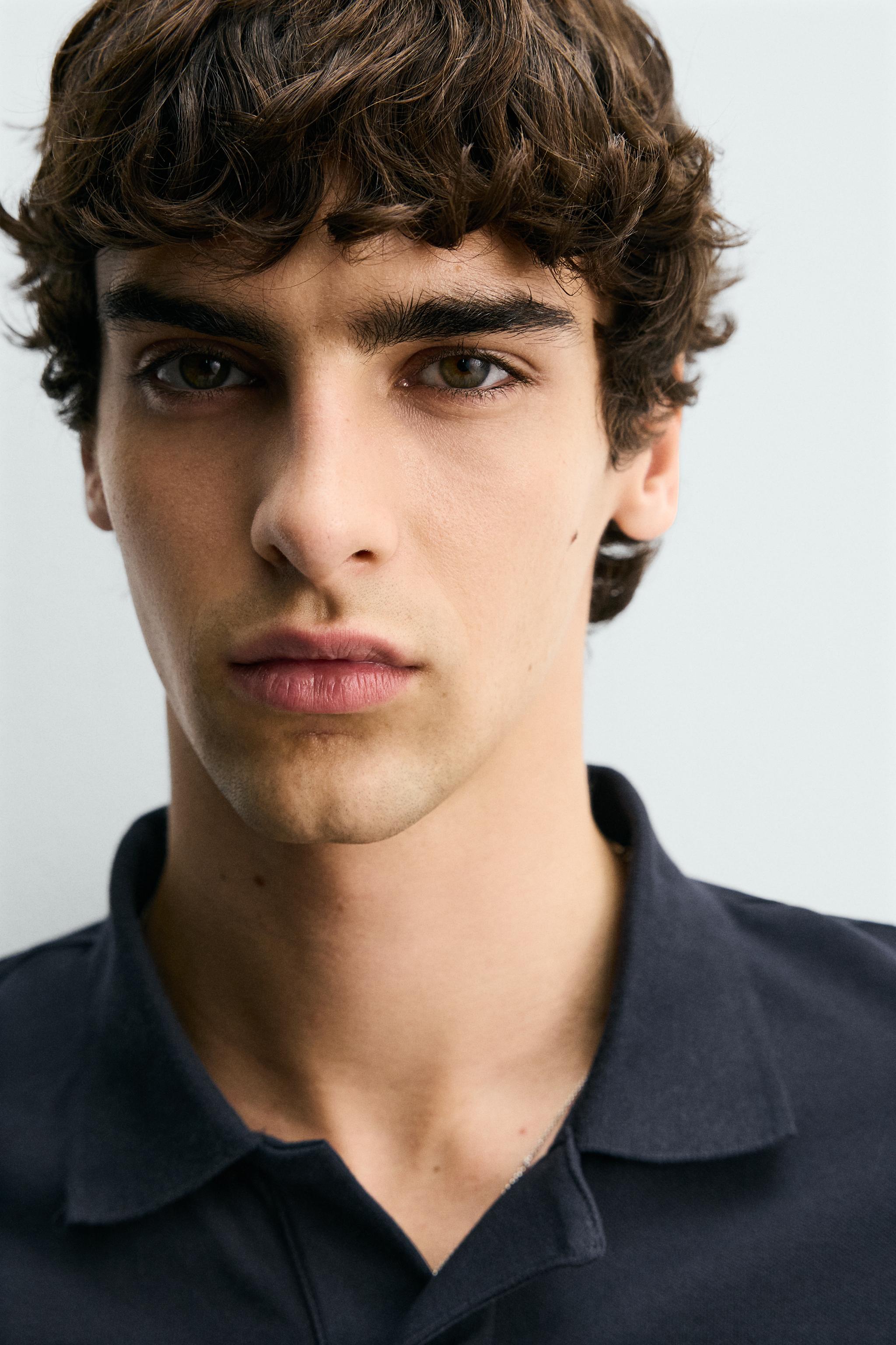 PIQUÉ TEXTURED POLO