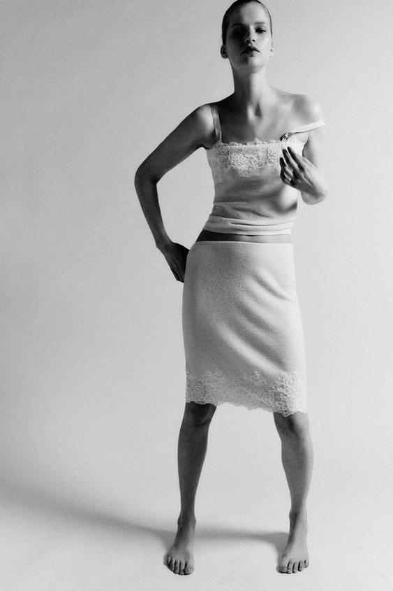 EMBROIDERED LACE KNIT MIDI SKIRT