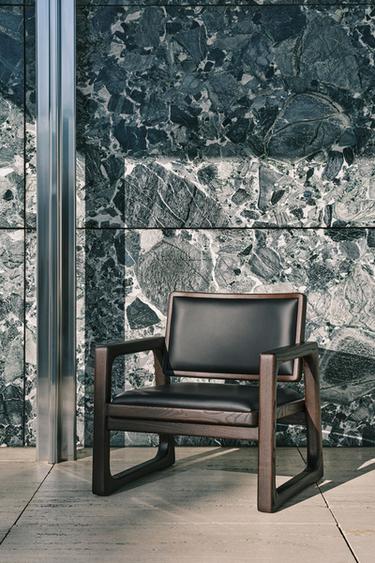 LOUNGE CHAIR 03 - Preto / Castanho da Zara