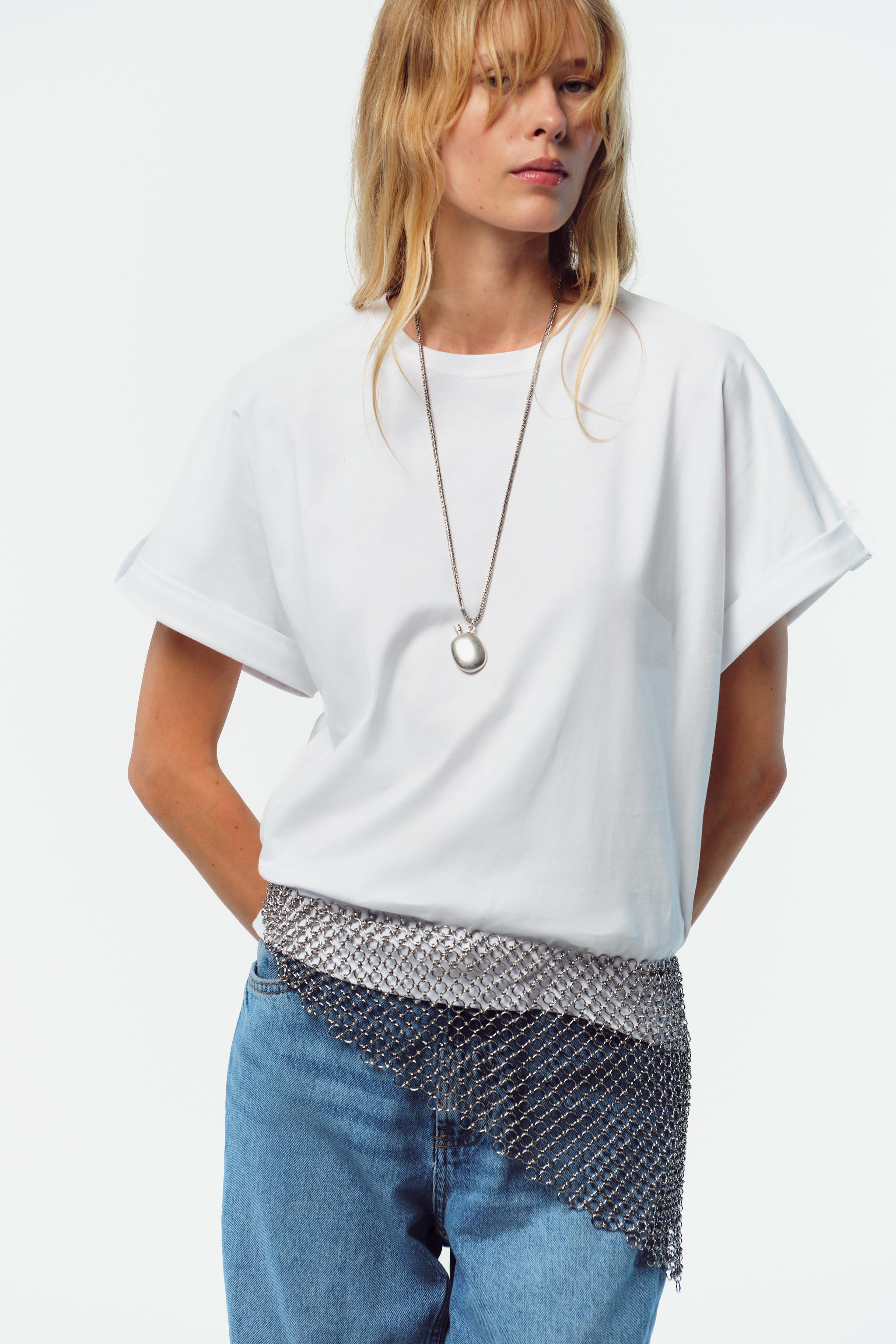 T-SHIRT PATTE BOUTON