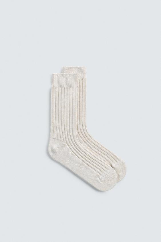 IRREGULAR RIBBED SOCKS