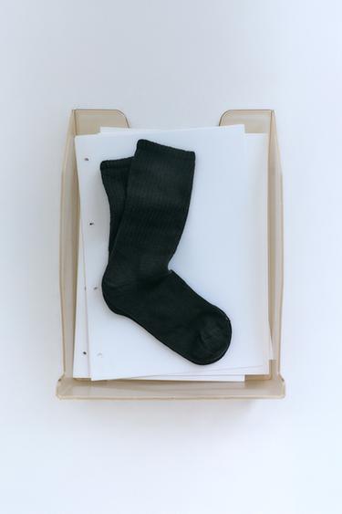 PACK TRES CALCETINES LARGOS DEPORTIVOS - Negro de Zara
