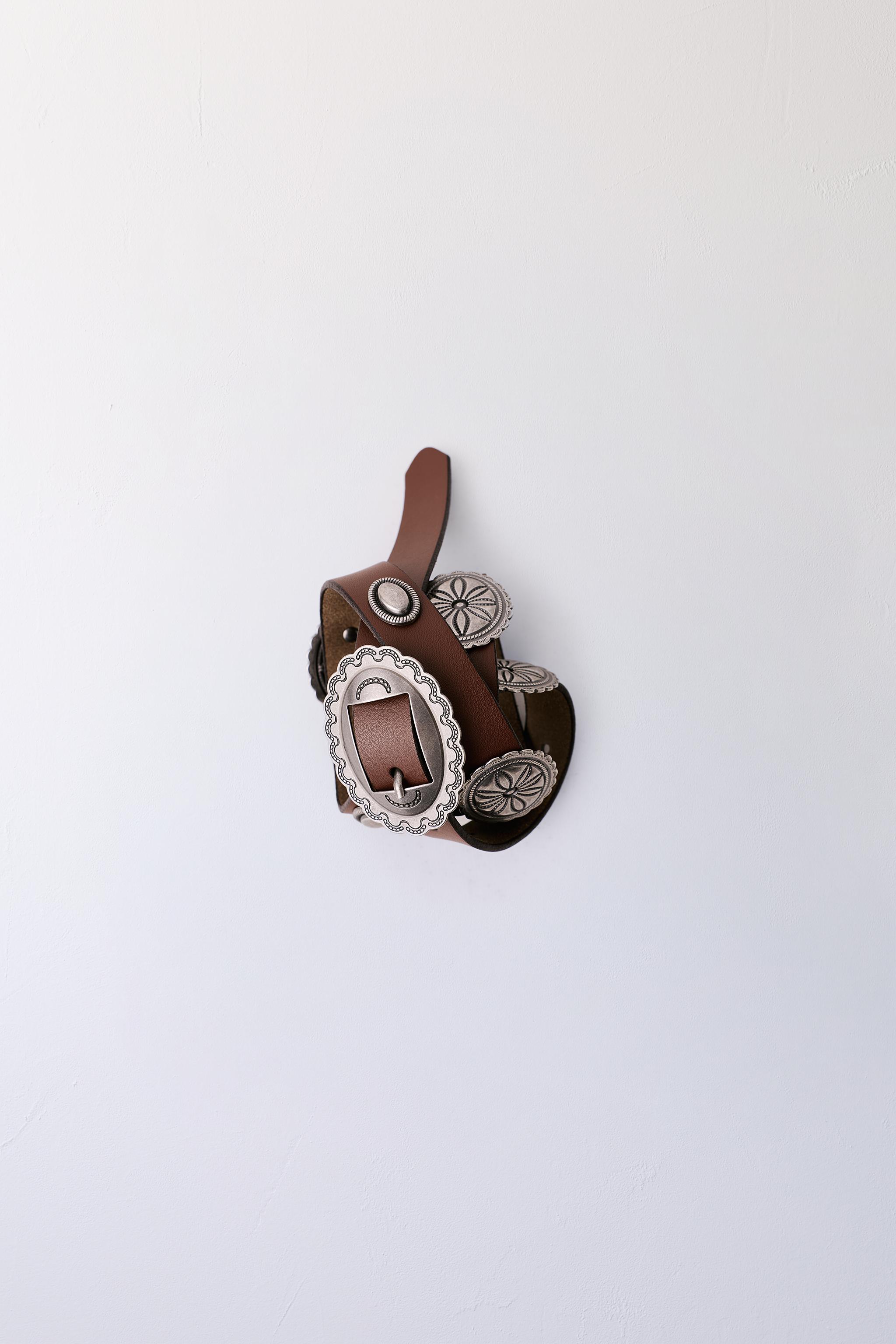100% LEATHER BELT WITH METALLIC DETAIL — Brown