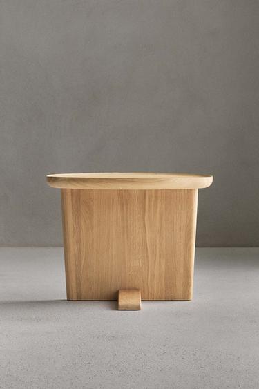 SIDETABLE 03 - Beige chiaro di Zara