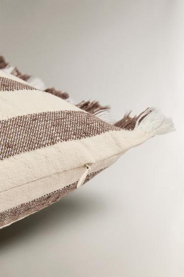 HOUSSE DE COUSSIN RAYURES - Marron de Zara - Image 3