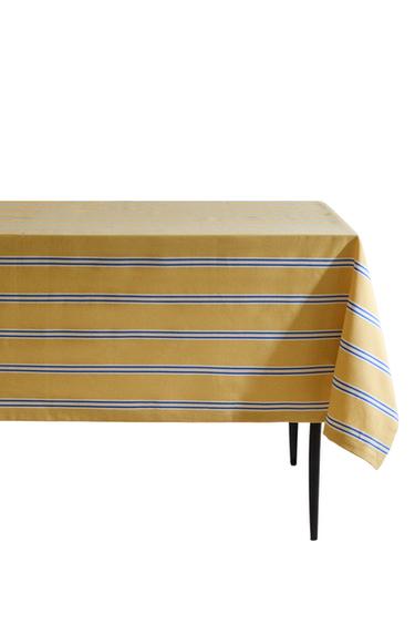 TABLECLOTH WITH STRIPED PRINT - أصفر الخاص بـ Zara