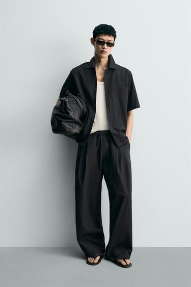 REGULAR FIT TEXTURED SHIRT - Black by Zara
