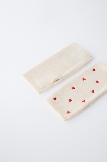 KNIT MITTENS WITH EMBROIDERED HEARTS - Ecru by Zara - Image 1