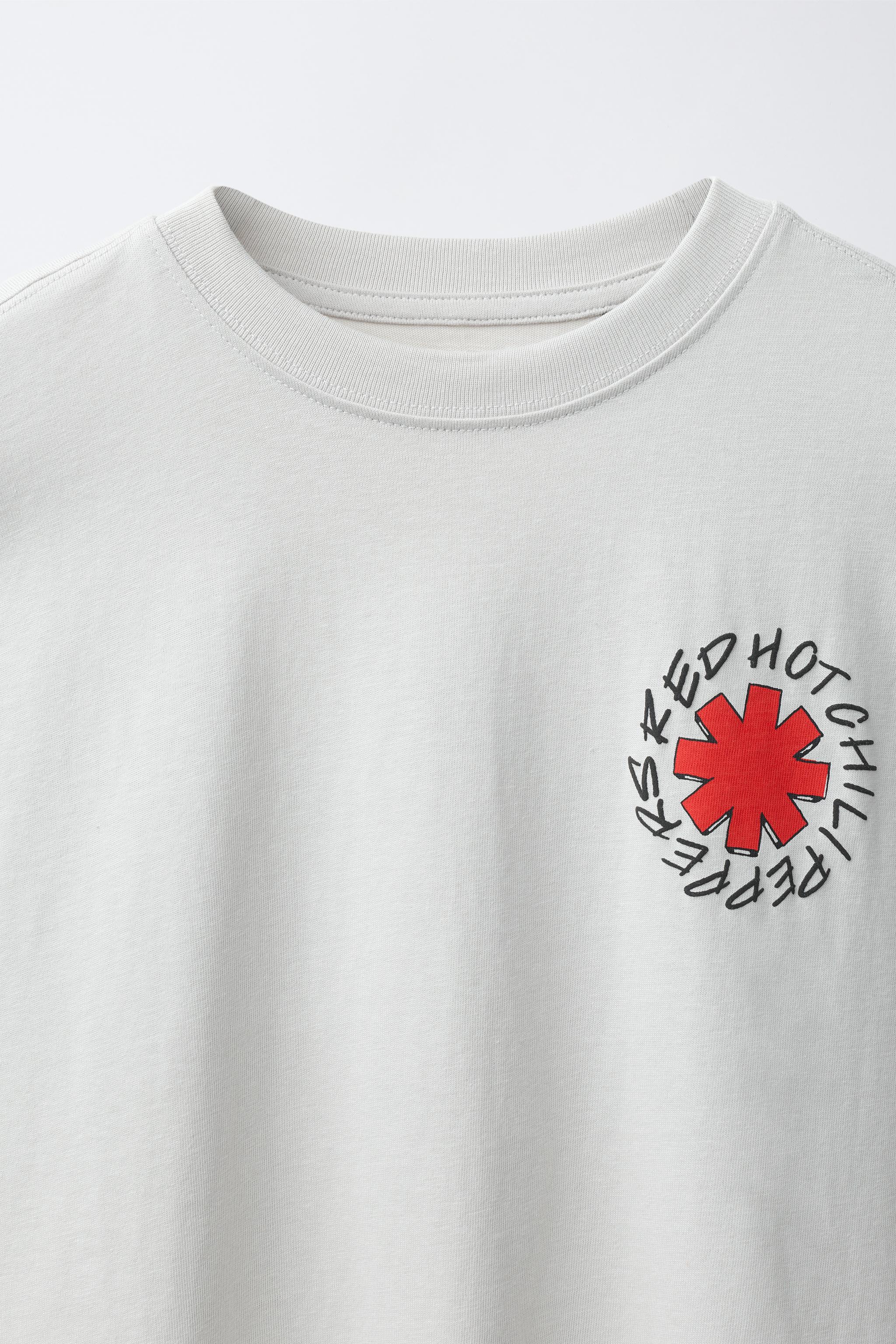 RED HOT CHILI PEPPERS ® PRINT T-SHIRT - Ice | ZARA Singapore