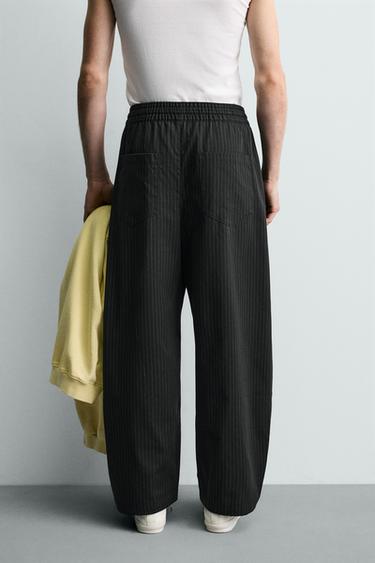 PANTALON BALLON FIT À PLIS - rayures de Zara - Image 2