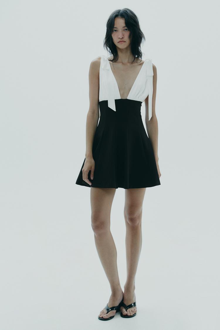 black and white mini dress zara STRIPED KNIT MINI DRESS - Black / White