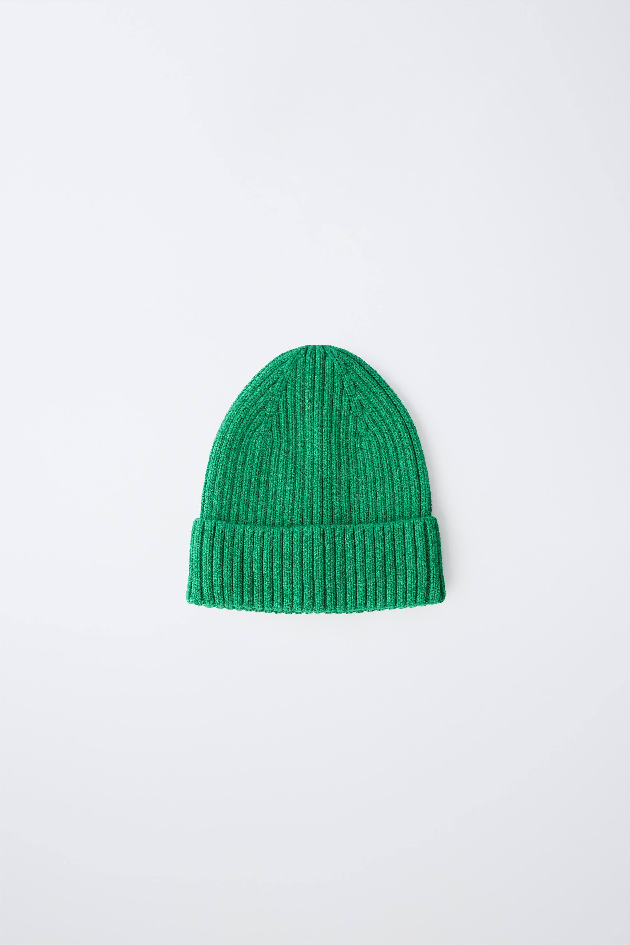 KNIT HAT — Green
