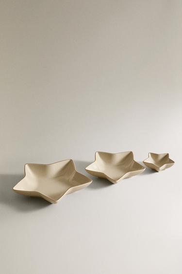 ASSIETTE EN GRÈS ÉTOILE NOËL - Or de Zara - Image 1