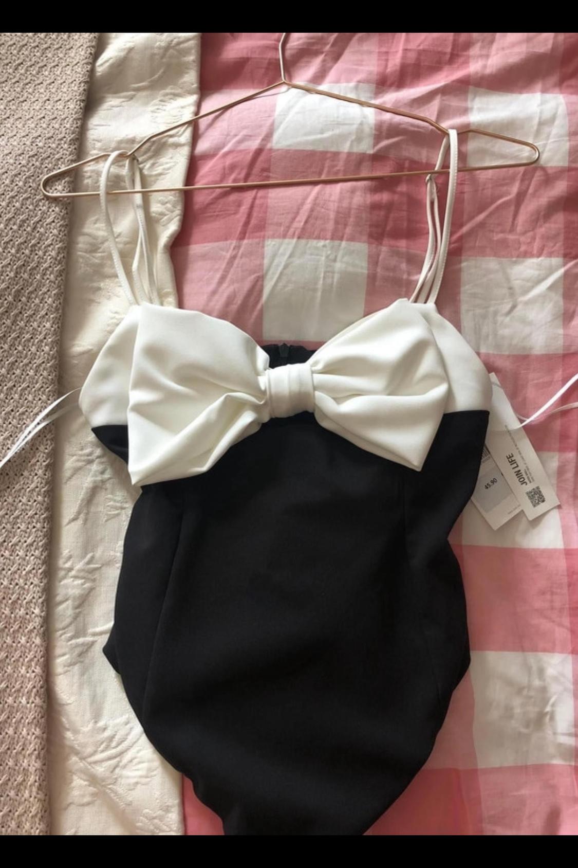 BODYSUIT WITH BOW