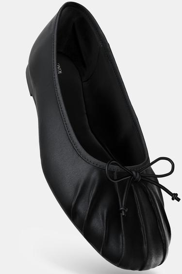 SATIN BOW BALLET FLATS - Black by Zara - Image 0