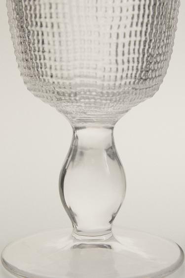 VERRE À PIED RELIEF - Transparent de Zara - Image 2