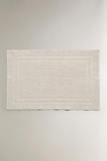 CHECK TEXTURED BATH MAT - Light beige by Zara