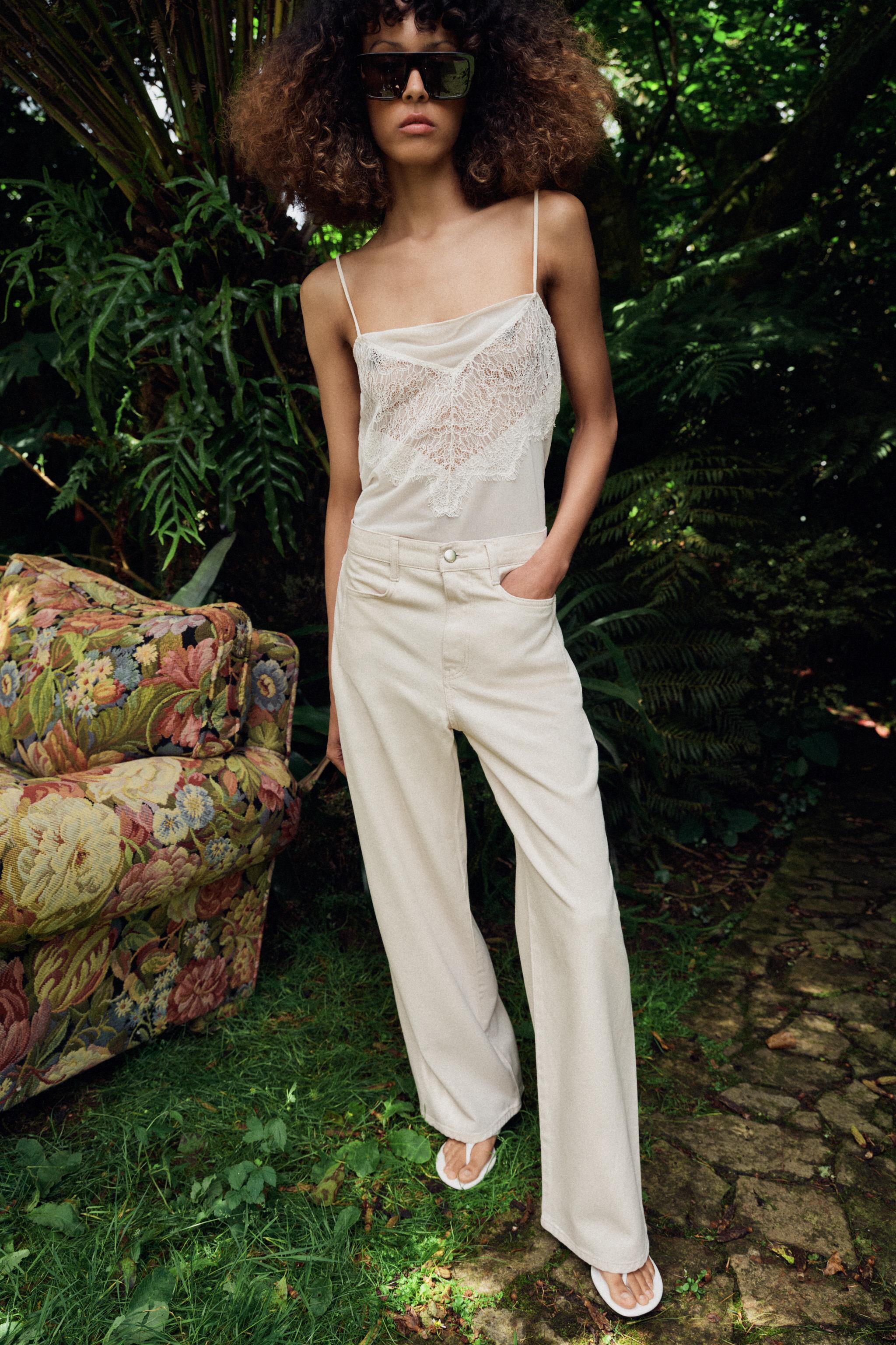 LACE TOP — Oyster-white