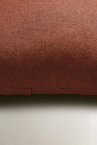 XXL LINEN CUSHION COVER - Brick by Zara