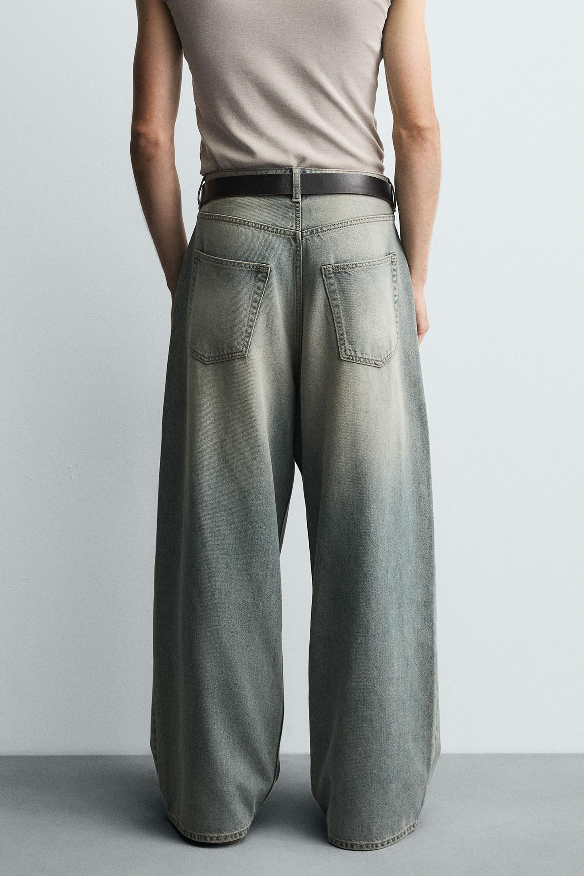 BAGGY FIT JEANS