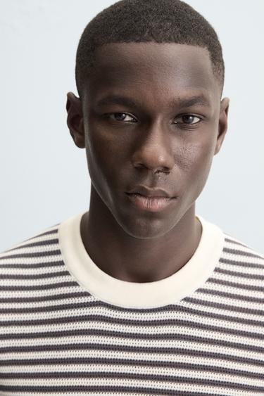 T-SHIRT EN MAILLE À DENTELLE RAYURES - Blanc / Gris de Zara - Image 4