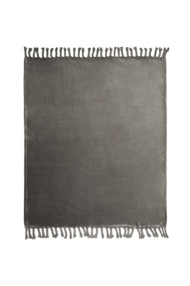Zara FRINGED FLEECE BLANKET - Gray