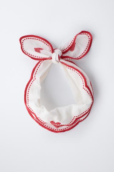 BANDANA ONDULATIONS CŒURS BRODÉS - Rouge de Zara - Image 3