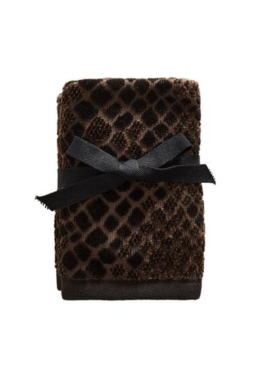 PACK OF ANIMAL PRINT VELOUR HAND TOWELS (PACK OF 3) – Barna a ZARA-tól