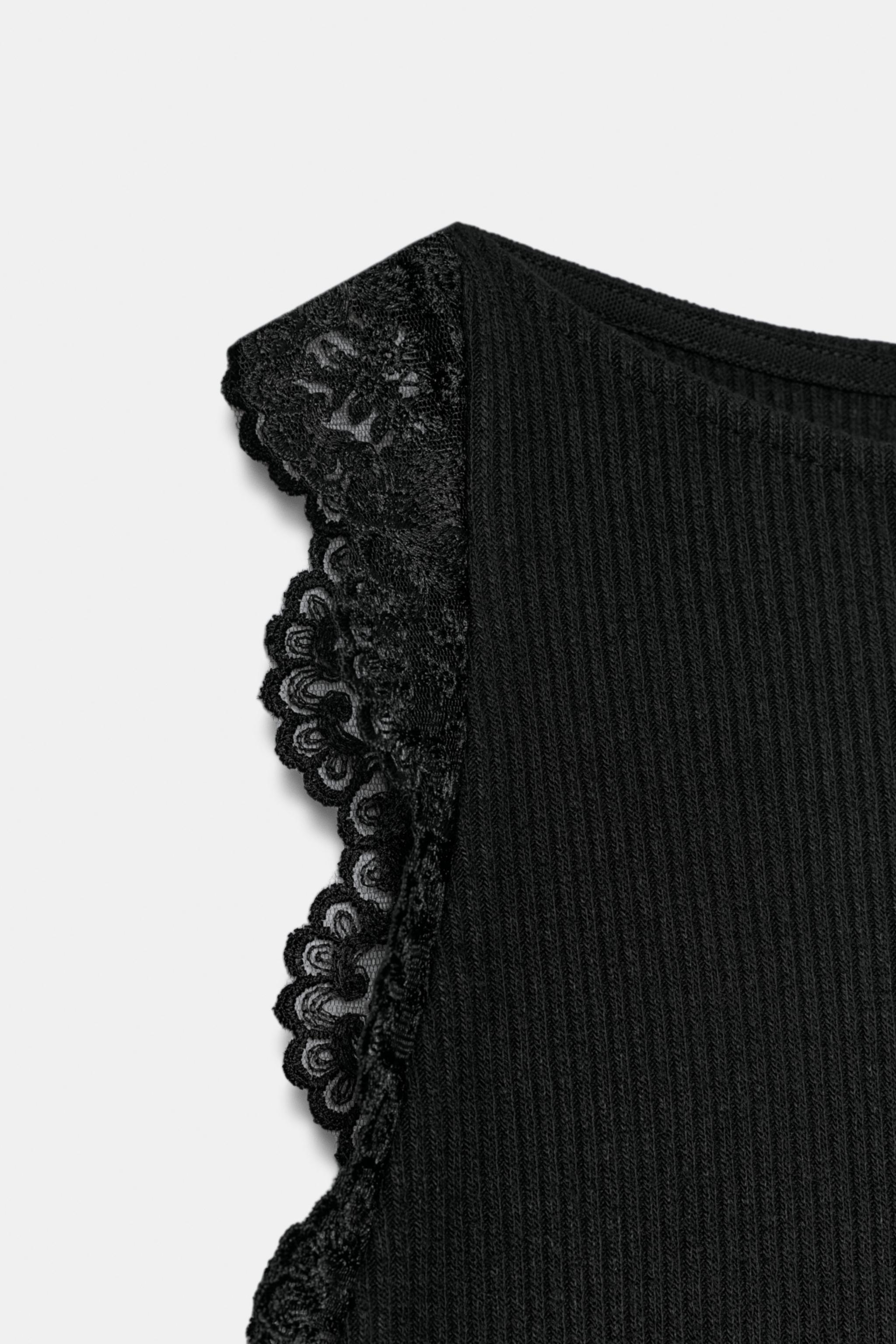 LACE RIBBED HALTER TOP