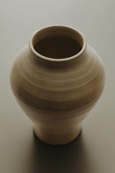 LIGHT TERRACOTTA VASE - Light brown by Zara