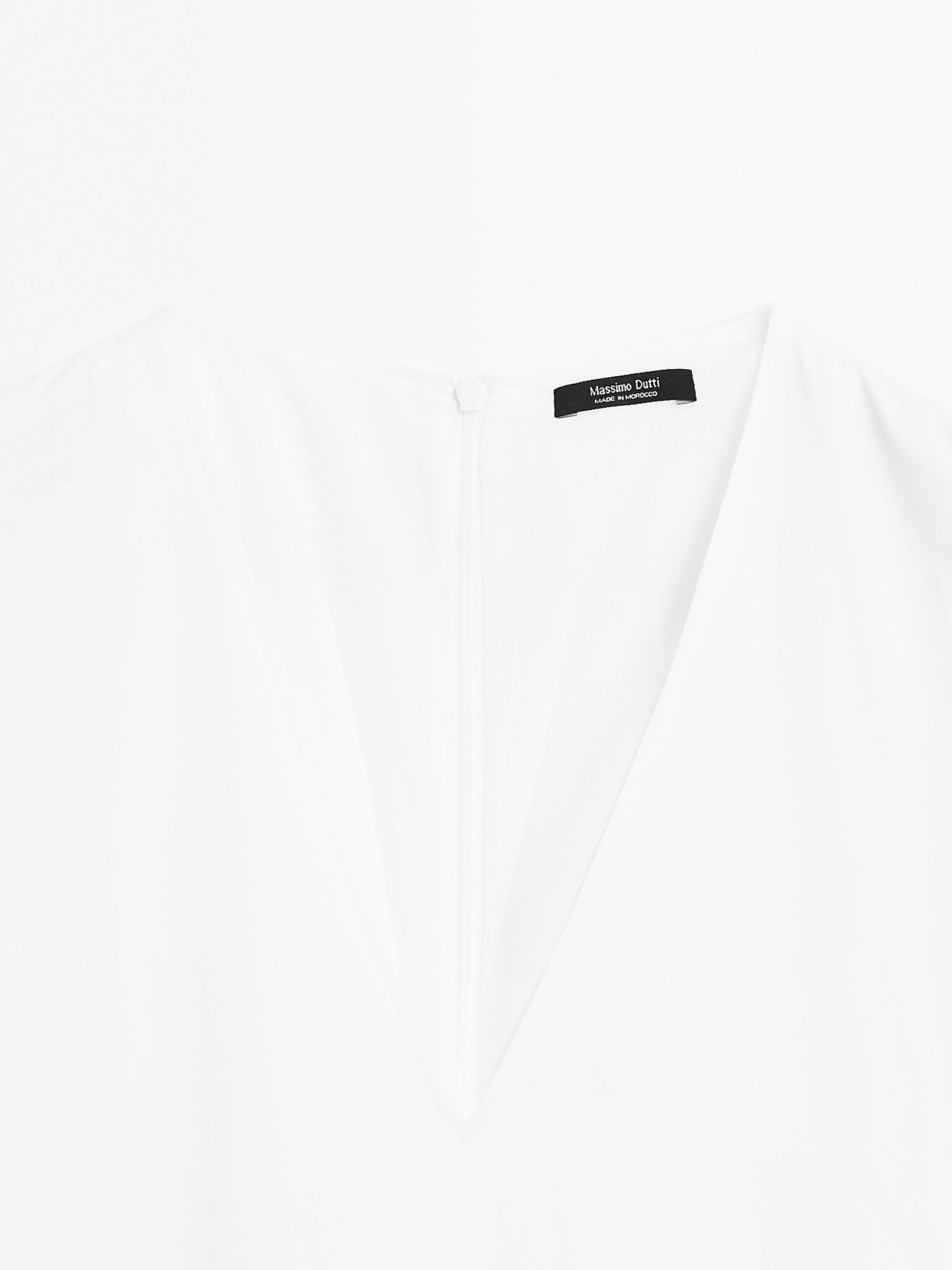 Robe midi ample décolleté en V