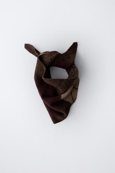Zara TRIANGULAR ARGYLE SCARF - Brown - Image 0