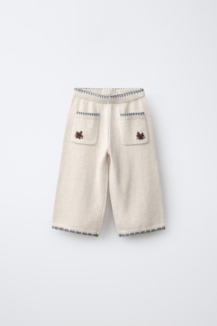 Pantalon culotte punto flores bordadas con lana