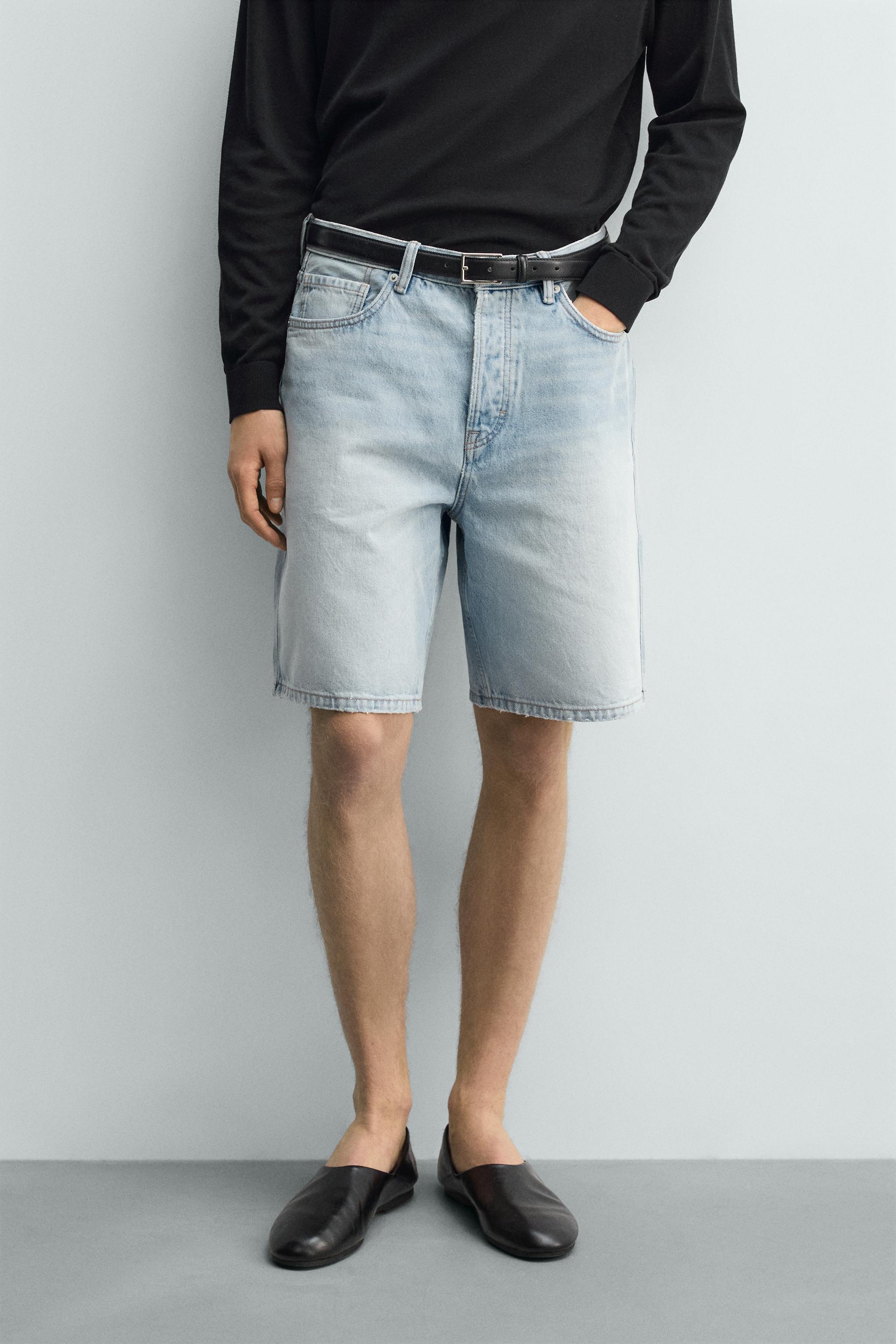 STRAIGHT FIT DENIM SHORTS