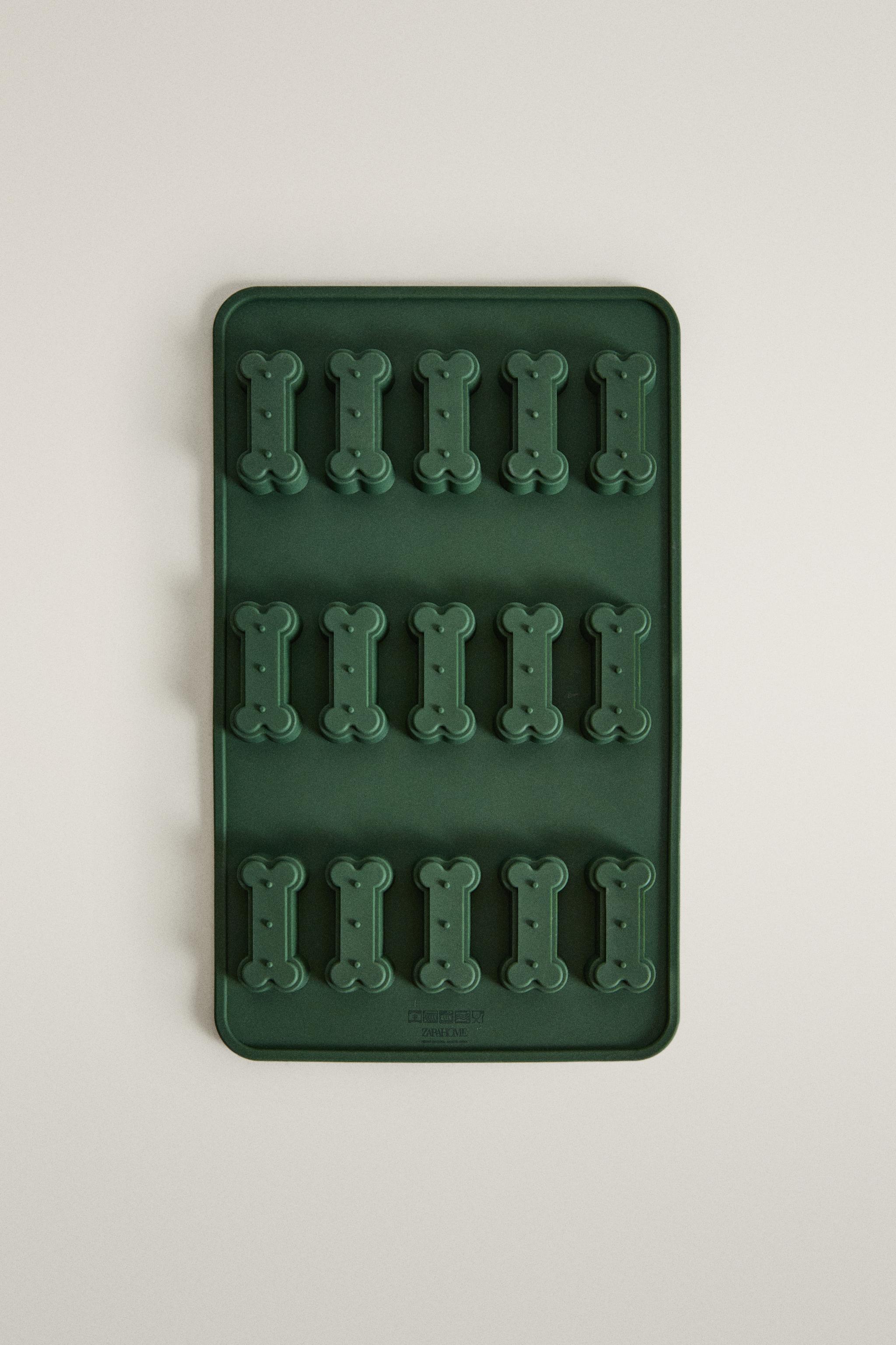 CHRISTMAS PET BONE SILICONE MOLD (PACK OF 2)