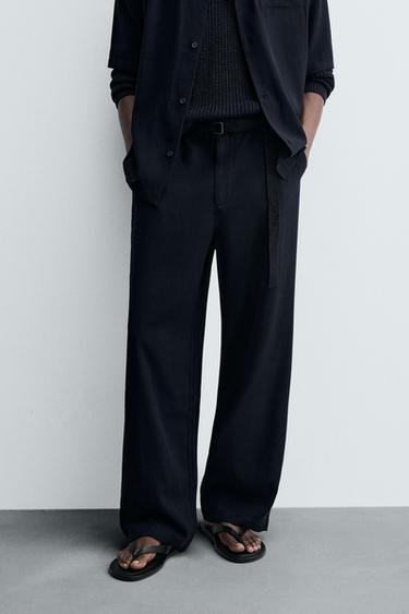 PANTALÓN RELAXED FIT CINTURÓN - Marino de Zara