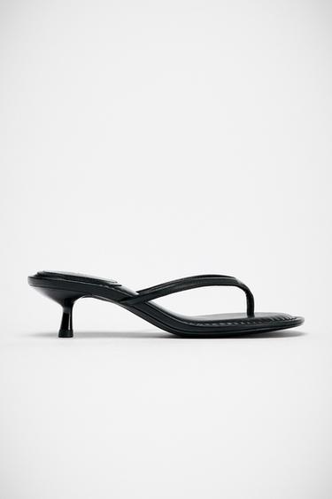 SANDALIA TACÓN KITTEN - Negro de Zara