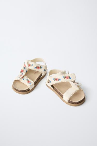 SANDALES BRODÉES AVEC NŒUD - Blanc écru de Zara - Image 2