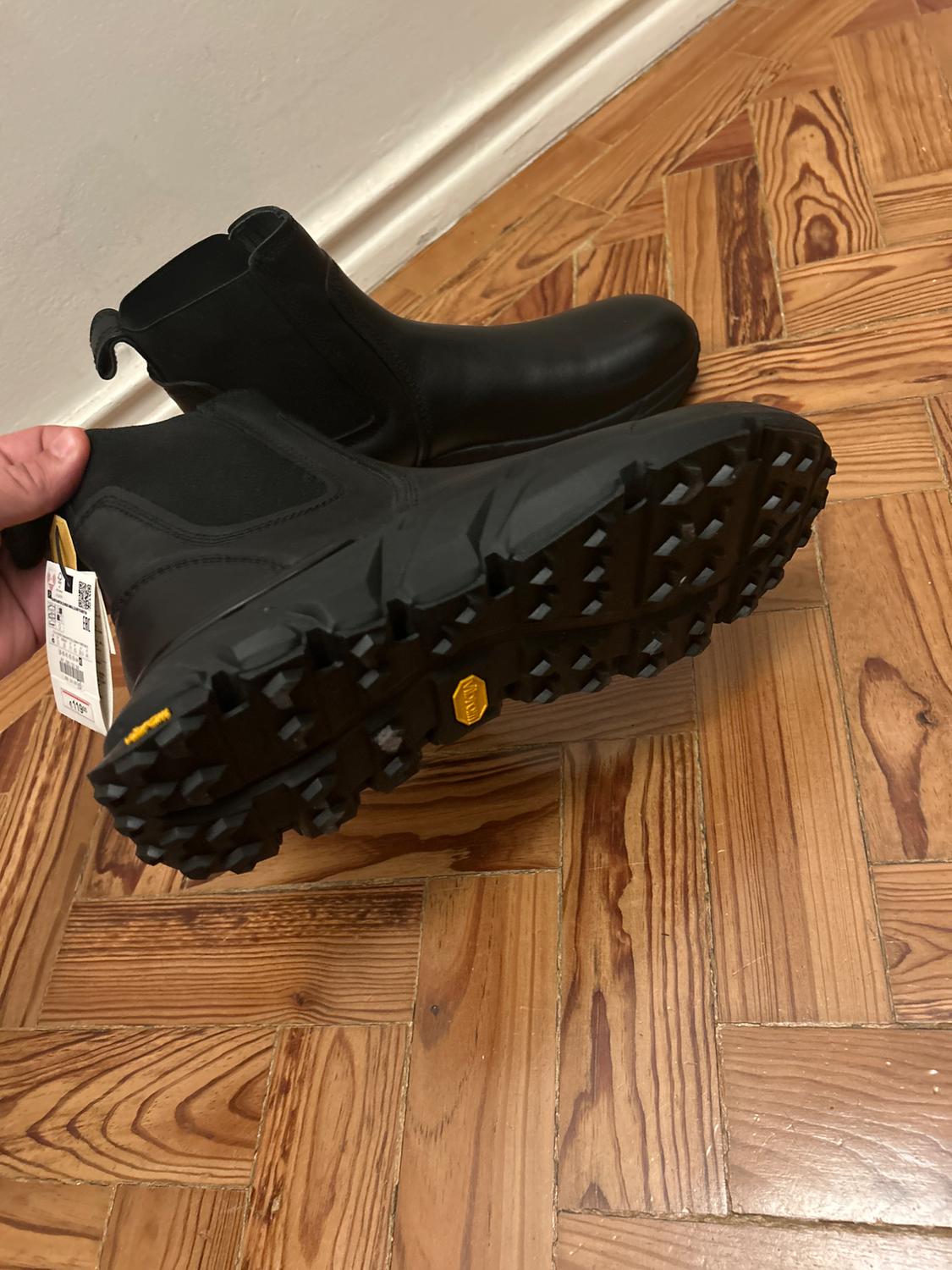 VIBRAM® LEATHER BOOTS - Image 2