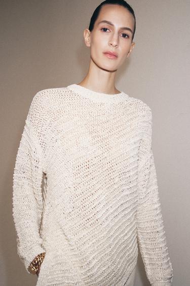 Zara PREDIMENZIONIRANI PULOVER S ASIMETRIČNIM PORUBOM – svijetlosmeđa – bijela