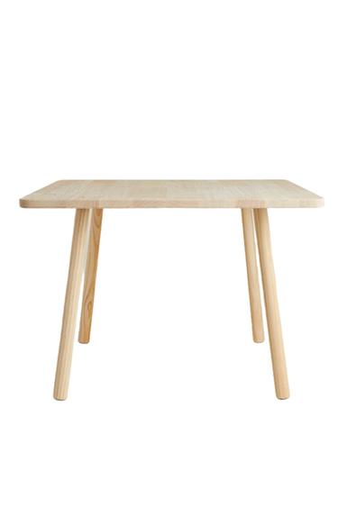 {navn} - {farge} for Zara